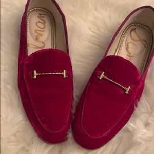 Sam Edelman Fuschia Size 7.5 velvet loafer